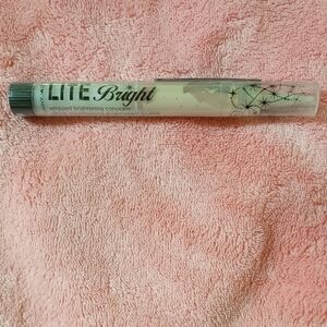 Lite Bright Whipped Brightening Concealer